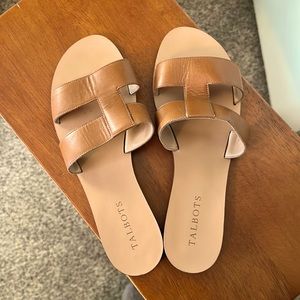 Size 8 flat leather tan sandals
